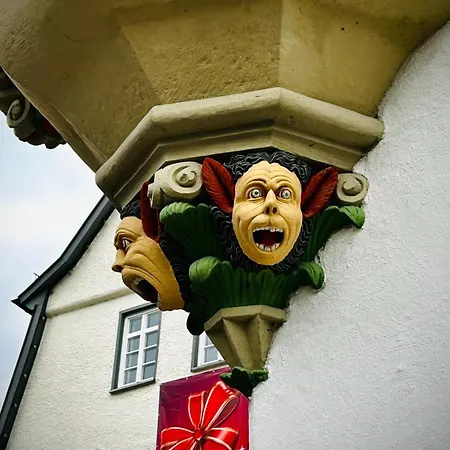 Mhq Im Historischen Fachwerkhaus Mit Terrasse In
