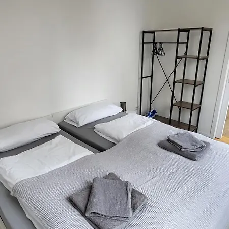 Mhq Im Historischen Fachwerkhaus Mit Terrasse In 公寓