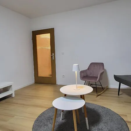 Mhq Im Historischen Fachwerkhaus Mit Terrasse In Apartment Waiblingen (Stuttgart)