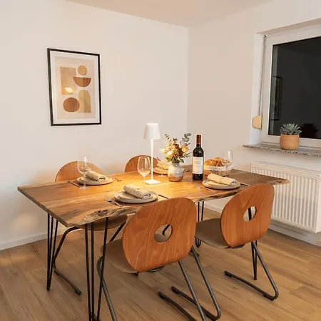 Apartment Mhq Im Historischen Fachwerkhaus Mit Terrasse In